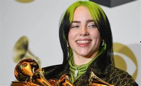 碧梨最新爆料,揭秘明星私生活背后的惊人真相 第2张 碧梨最新爆料,揭秘明星私生活背后的惊人真相 第2张